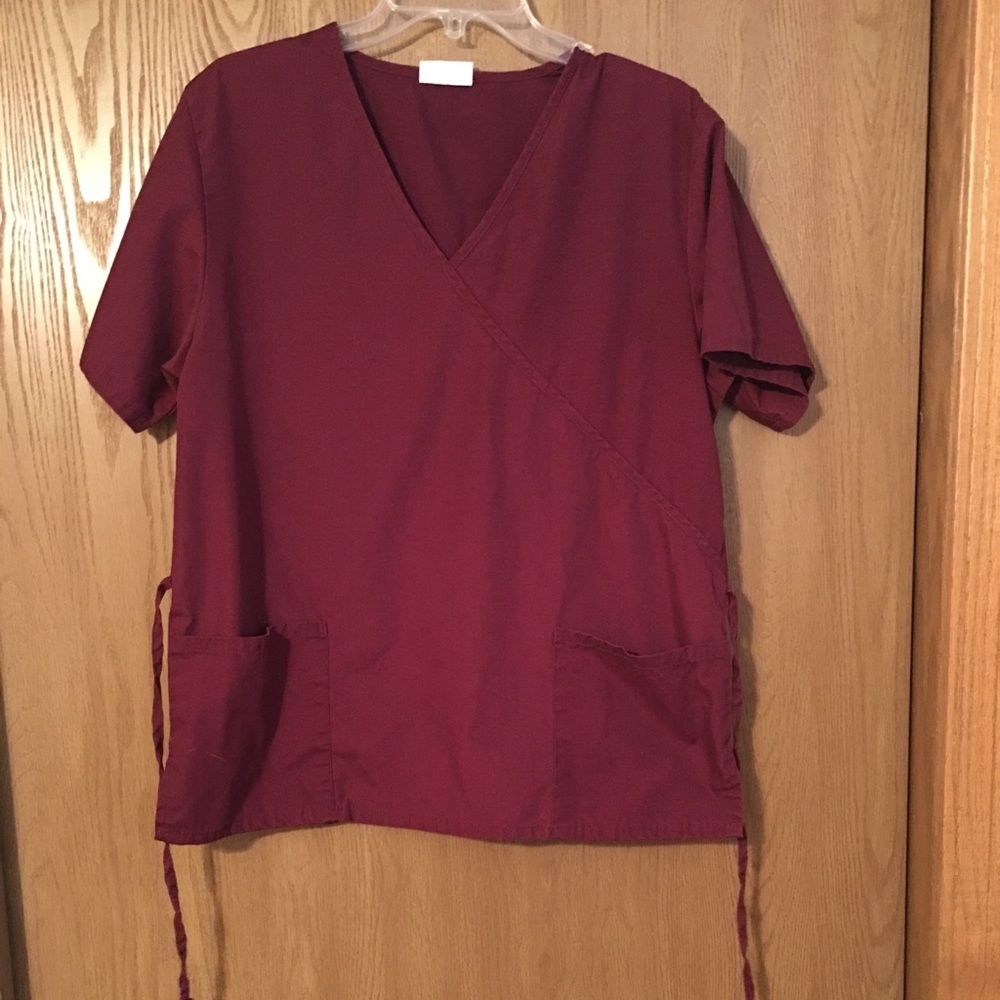 Scrub top